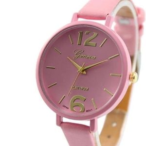 Woman's Geneva Quartz watch